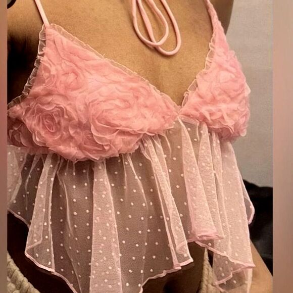 UO Kimchi & Blue Kimchi Blue Tabatha
Rosette Babydoll Top in Blush - Picture 3 of 7